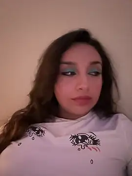 Snapshot of CharmingMaddie chatting on 07.16.26 CharmingMaddie online show from 07.16.26