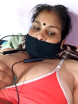 Love-pari077 online show from 11.20.25