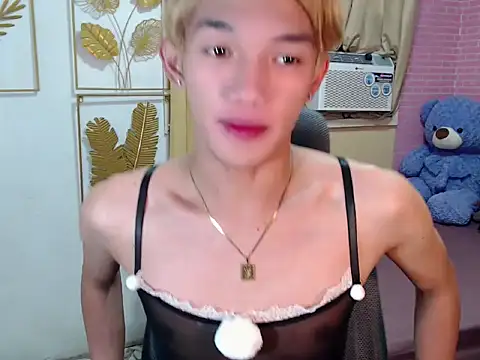 fuckerfriendsxx online show from 04.15.26