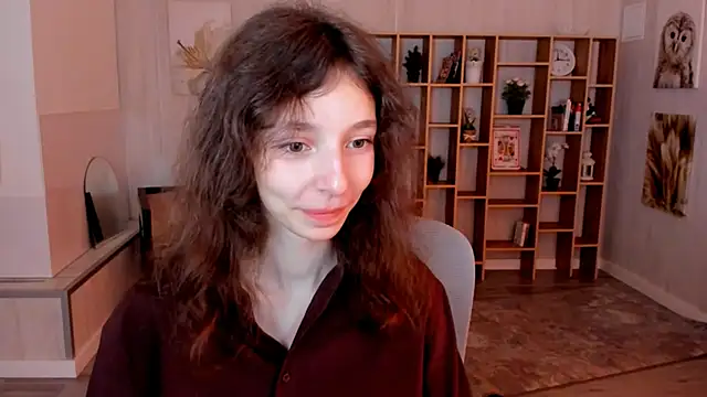 Snapshot of EmmanuellBrown chatting on 09.13.25 EmmanuellBrown online show from 09.13.25