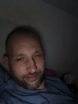 Nicobellich1989 online show from 11.16.25