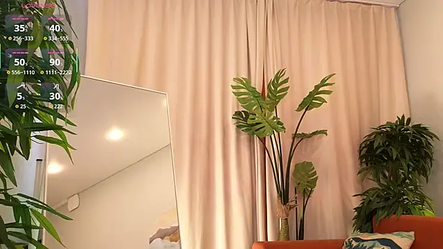 AliciaMellow online show from 09.13.25