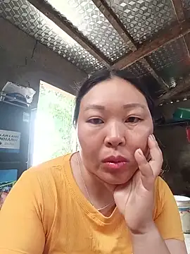 Snapshot of mptan73 chatting on 05.16.26 mptan73 online show from 05.16.26