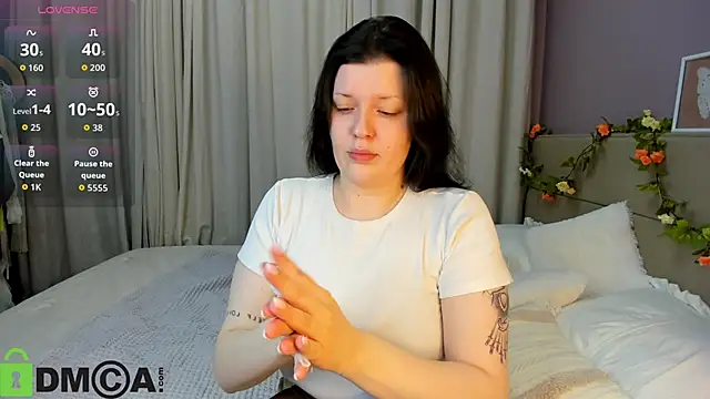 Snapshot of Michele_Greenn chatting on 09.27.25 Michele Greenn online show from 09.27.25