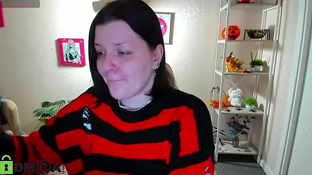 Snapshot of Michele_Greenn chatting on 11.19.25 Michele Greenn online show from 11.19.25