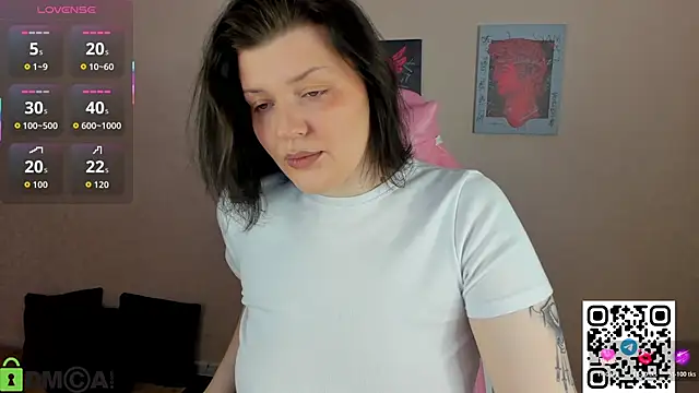 Snapshot of Michele_Greenn chatting on 11.28.25 Michele Greenn online show from 11.28.25