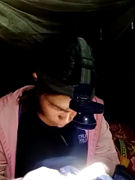 Snapshot of cicnci chatting on 11.01.25 cicnci online show from 11.01.25