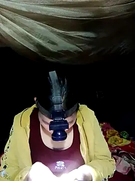 Snapshot of cicnci chatting on 11.05.25 cicnci online show from 11.05.25