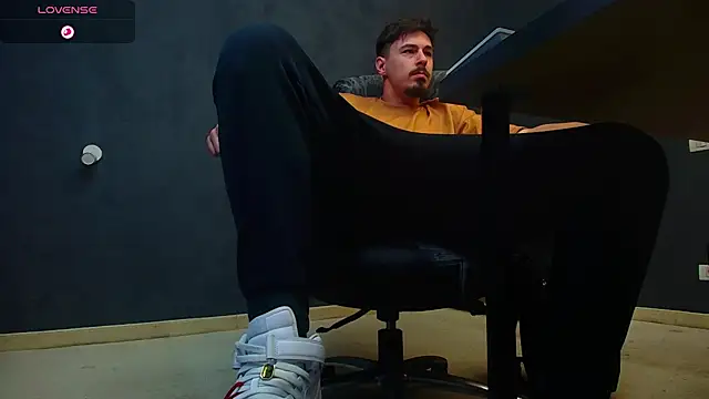 EnzoRace online show from 10.08.25