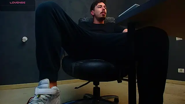 EnzoRace online show from 11.05.25