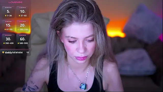 SandyLayy online show from 06.11.26