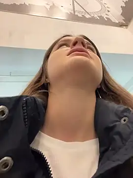 KittyQueeny online show from 11.23.25