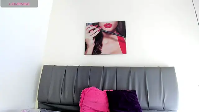 Snapshot of iisabella_noa chatting on 05.26.26 iisabella noa online show from 05.26.26