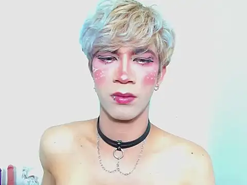 Snapshot of Cooperrosscute233 chatting on 09.11.25 Cooperrosscute233 online show from 09.11.25