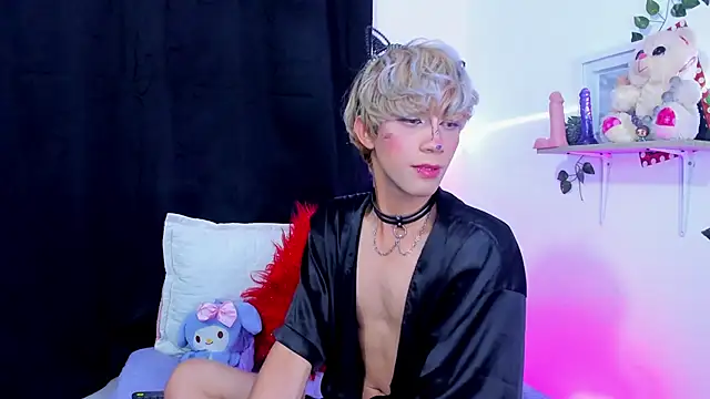 Snapshot of Cooperrosscute233 chatting on 10.11.25 Cooperrosscute233 online show from 10.11.25