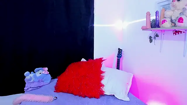 Snapshot of Cooperrosscute233 chatting on 10.11.25 Cooperrosscute233 online show from 10.11.25