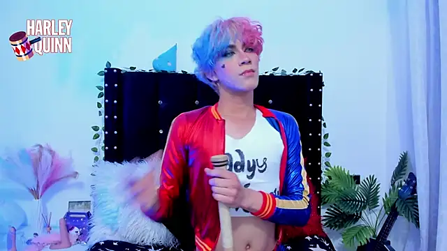 Snapshot of Cooperrosscute233 chatting on 10.31.25 Cooperrosscute233 online show from 10.31.25