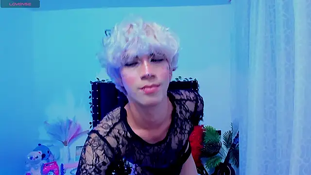 Snapshot of Cooperrosscute233 chatting on 11.03.25 Cooperrosscute233 online show from 11.03.25