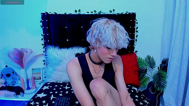 Snapshot of Cooperrosscute233 chatting on 11.09.25 Cooperrosscute233 online show from 11.09.25