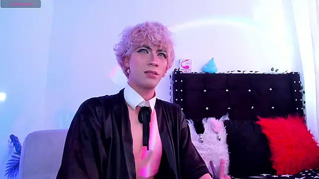 Snapshot of Cooperrosscute233 chatting on 11.23.25 Cooperrosscute233 online show from 11.23.25