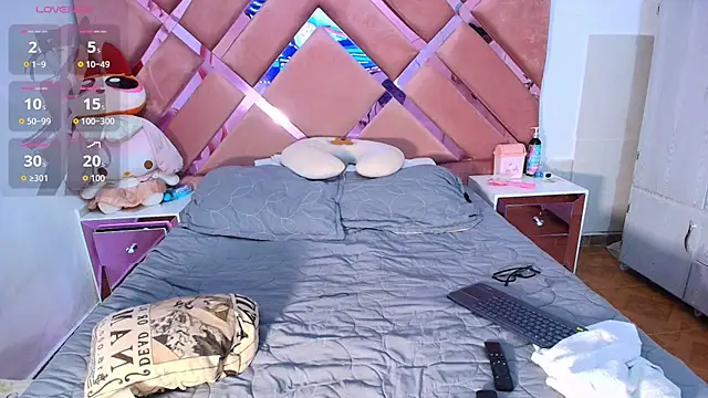 BrittanyBoa online show from 01.11.26