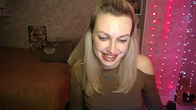 NickyAdamidi online show from 11.17.25