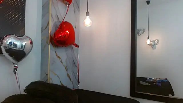 Snapshot of HannaHot_69 chatting on 02.17.26 HannaHot 69 online show from 02.17.26