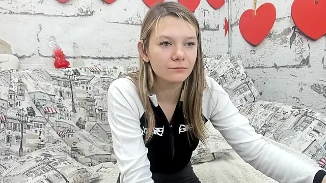 Sunny Sammy online show from 10.18.25