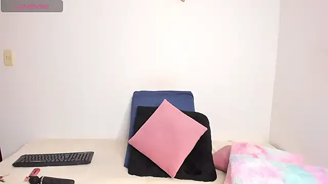 Brandy brown  online show from 09.09.25