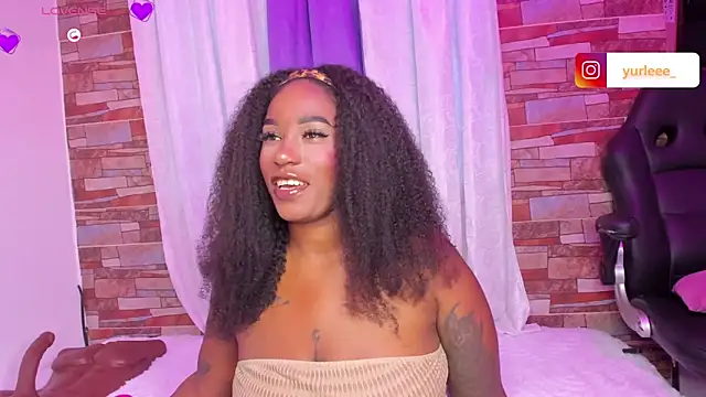 Brandy brown  online show from 02.19.26