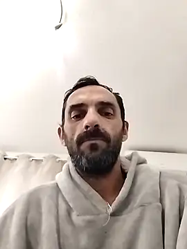 hotmen83 online show from 10.27.25