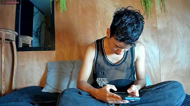 spicy adonhis online show from 04.01.26