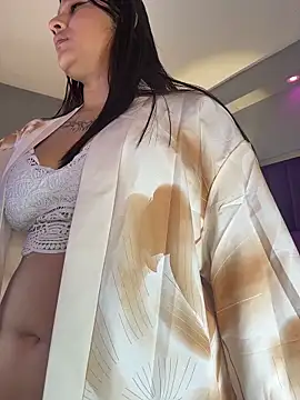 mia everly online show from 02.24.26