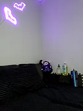 Snapshot of HarleyDemon666 chatting on 11.16.25 HarleyDemon666 online show from 11.16.25