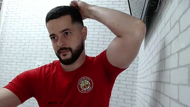 BombeiroHotx online show from 11.05.25