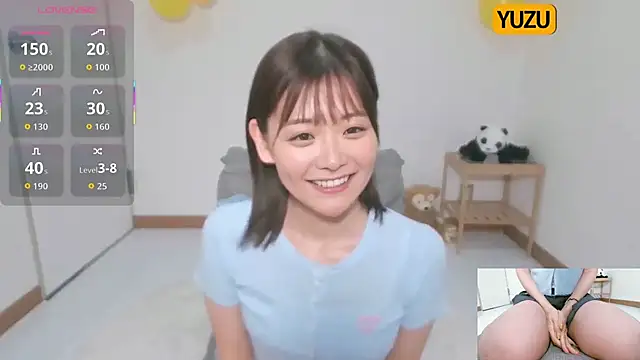 Snapshot of yuzukichi_jp chatting on 10.03.25 yuzukichi jp online show from 10.03.25