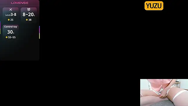 Snapshot of yuzukichi_jp chatting on 10.05.25 yuzukichi jp online show from 10.05.25