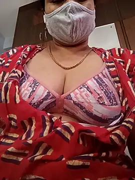 Snapshot of Tamil_Sivani chatting on 09.30.25 Tamil Sivani online show from 09.30.25