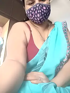 Snapshot of Tamil_Sivani chatting on 11.18.25 Tamil Sivani online show from 11.18.25