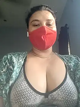 Snapshot of Tamil_Sivani chatting on 11.25.25 Tamil Sivani online show from 11.25.25