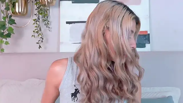 ZoehAngel online show from 10.05.25