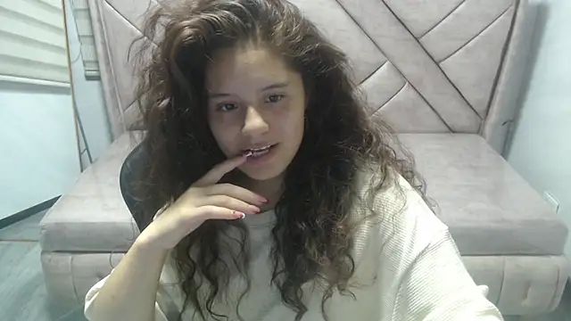 Velvet Moon V online show from 03.17.26