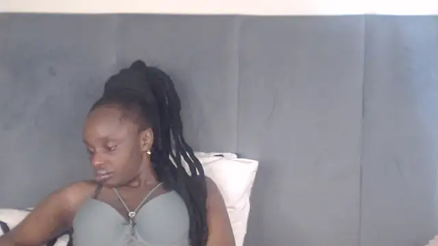 Jah-Queen online show from 10.02.25