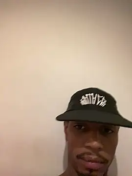 Snapshot of Guzdick chatting on 06.17.26 Guzdick online show from 06.17.26