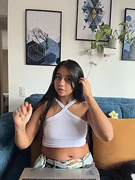 Lily June online show from 01.10.26