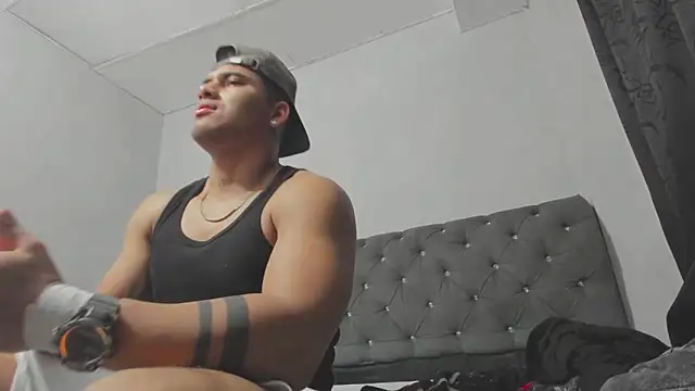 evan hardy online show from 10.08.25