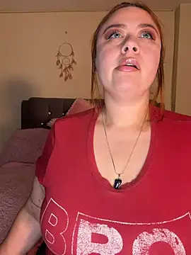 Snapshot of maddy_Bloomm chatting on 03.04.26 maddy Bloomm online show from 03.04.26