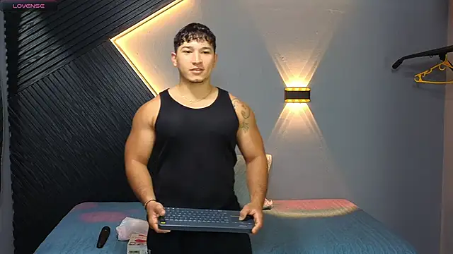 Horny nick18 online show from 02.28.26