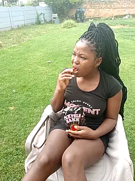 SweetHoney21  online show from 02.23.26