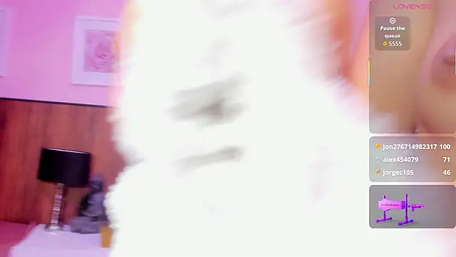 dalia roses online show from 12.14.25